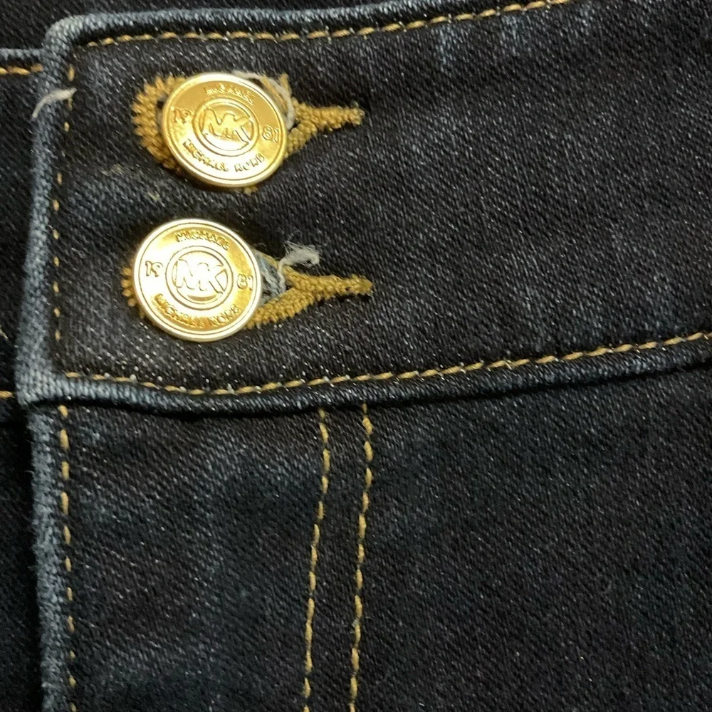 Michael Kors Dark Wash Skinny Jeans Gold Buttons Stretch